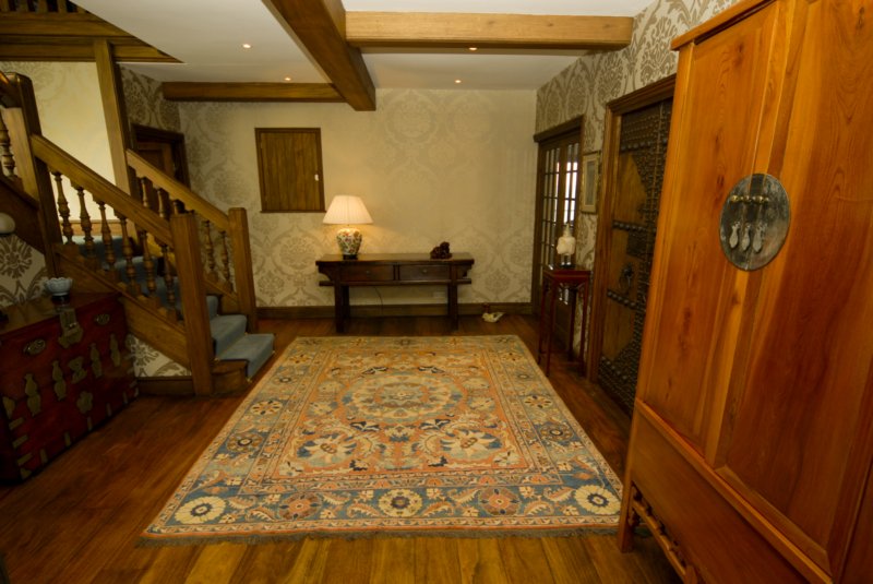 entrancehall.jpg